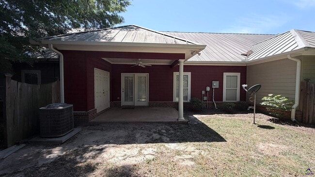 Building Photo - 104 Washington Place Drive