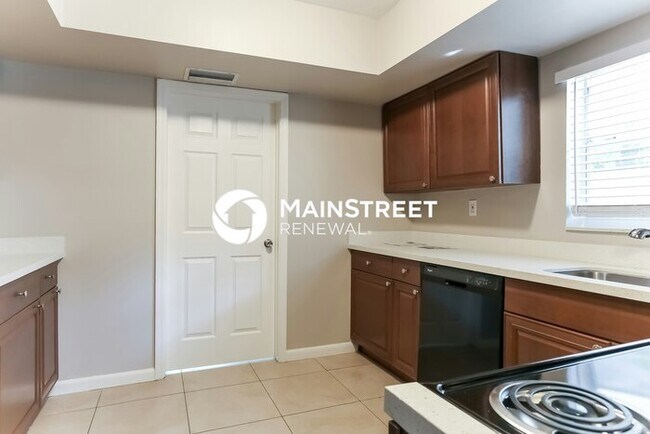 Building Photo - 3 Bedroom Pet-Friendly Home in Lauderhill, FL with Main Street Renewal
