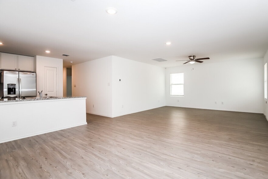 Building Photo - 6626 Morgan Cp