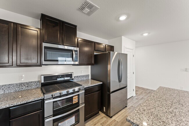Building Photo - 6080 Swift Lariat St
