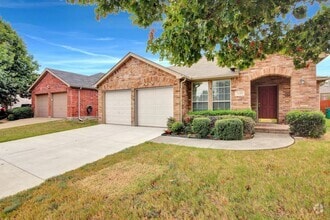 Building Photo - North McKinney Beauty