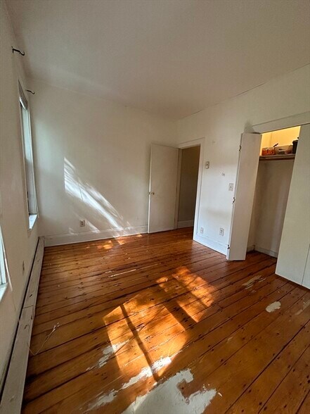 Building Photo - 44 E Springfield St