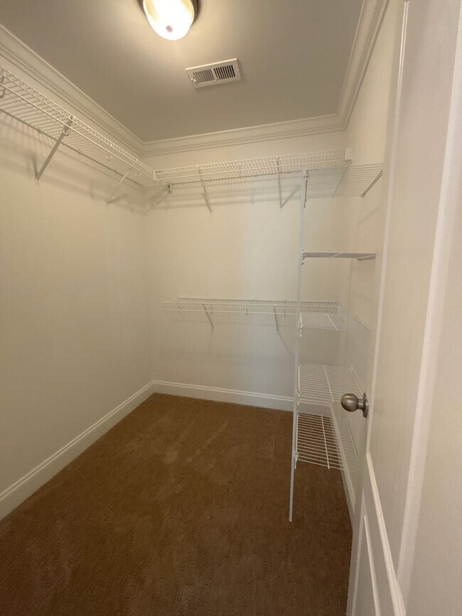 Building Photo - 4401 Stephen Oaks Way