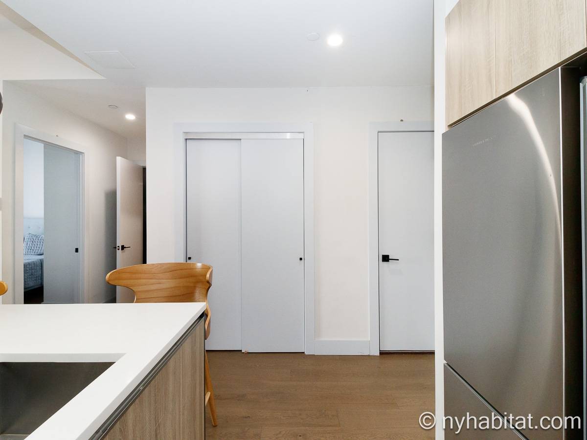 Building Photo - 1325 Herkimer St