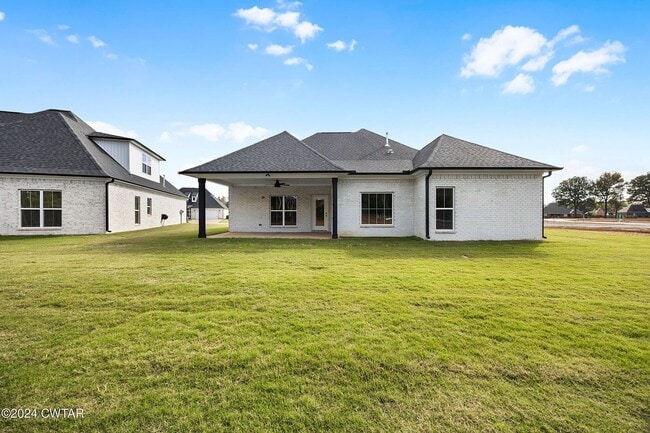 Building Photo - ****Beautiful New Construction-Luxury Living****