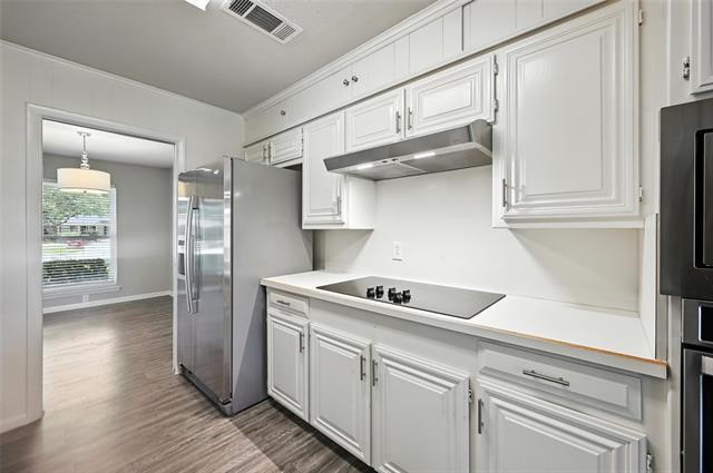 Building Photo - 2201 Briarwood Blvd