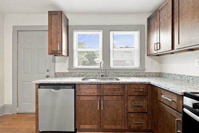 Building Photo - 519 McKinley Ave