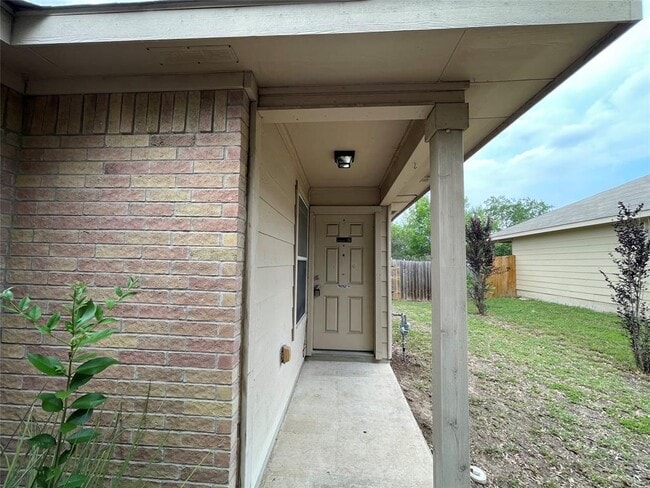 Building Photo - 1116 Canada Wild Dr