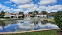 Building Photo - Spacious & Updated 2-Bed, 2-Bath Condo in ...