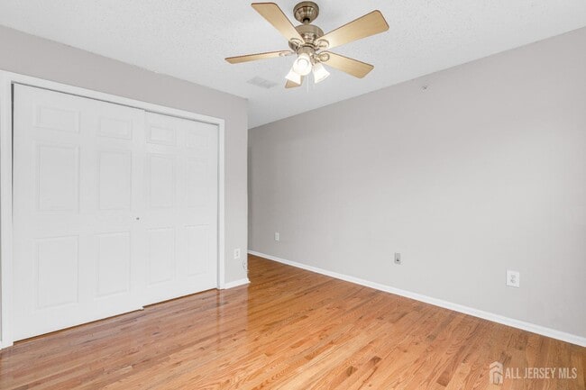 Building Photo - 51 Inverness Dr