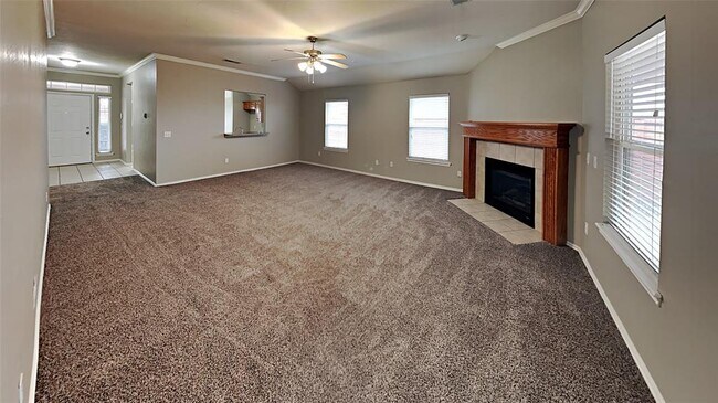 Building Photo - 2025 NW 176th Terrace