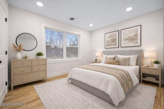 Building Photo - 133 Grant Ave