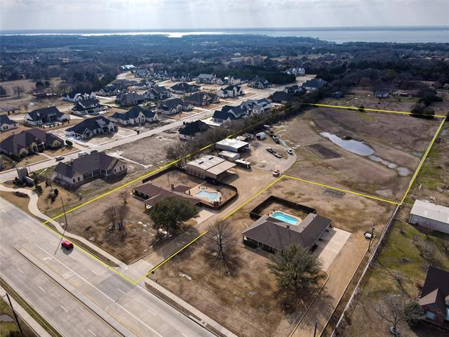 Building Photo - 1301 Laurence Dr