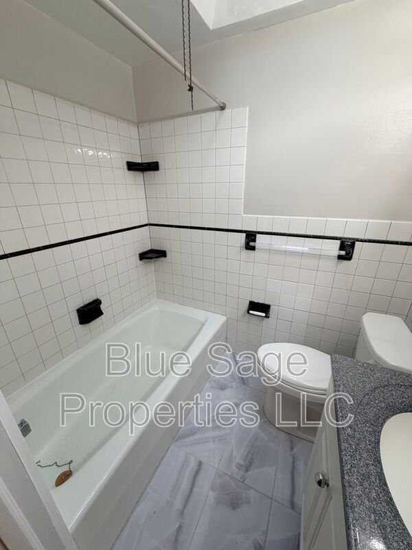 Building Photo - 5128 Westley Dr