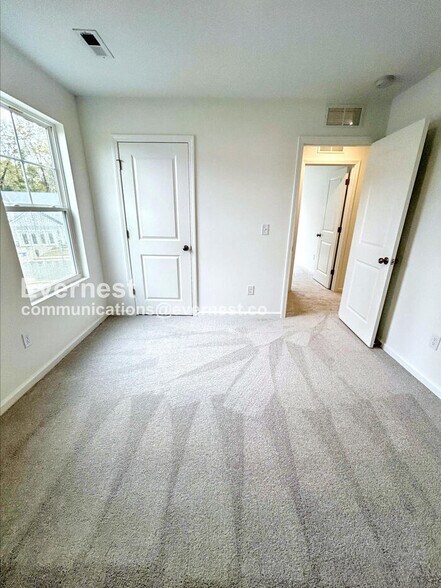 Building Photo - 612 Roy Adams Rd