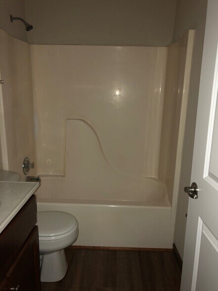 Building Photo - 509 Pepperhill Ct