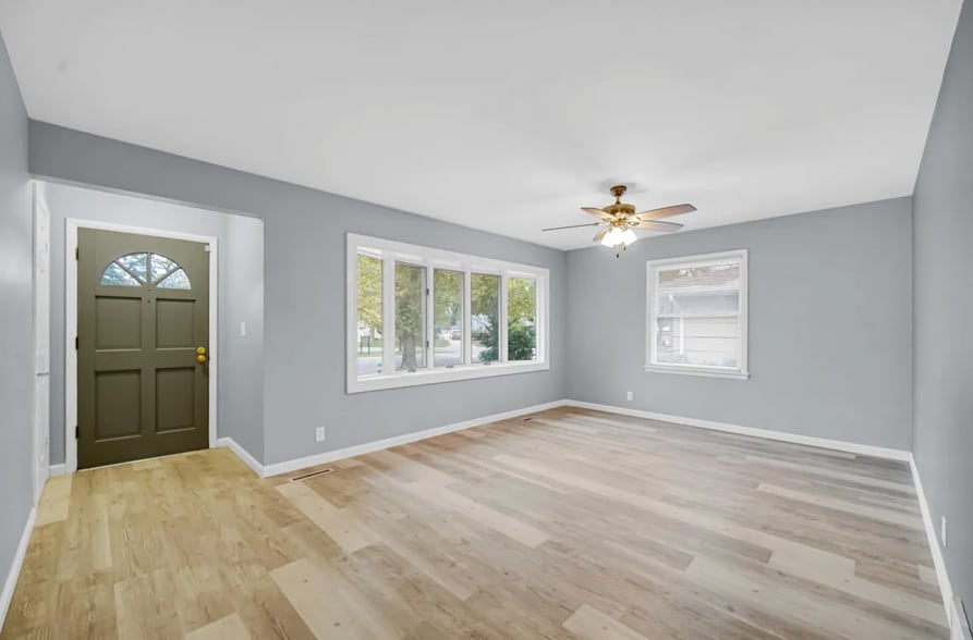 Building Photo - 212 Timrick Dr