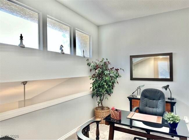 Building Photo - 2700 Lodestone Dr