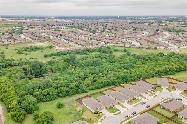 Building Photo - 104 Piping Rock Dr