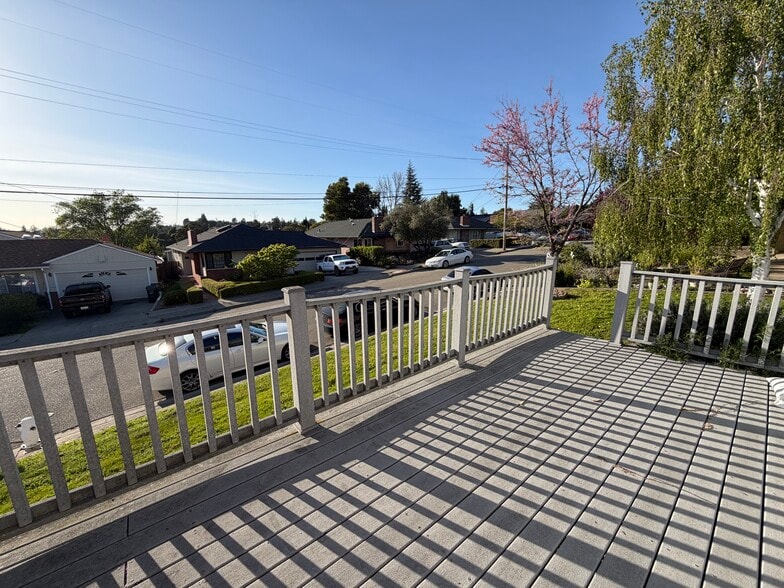 Building Photo - 4806 Lodi Way