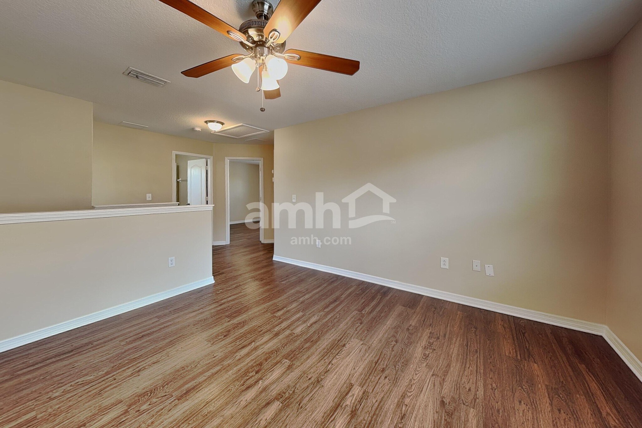 Building Photo - 15403 Quail Woods Pl