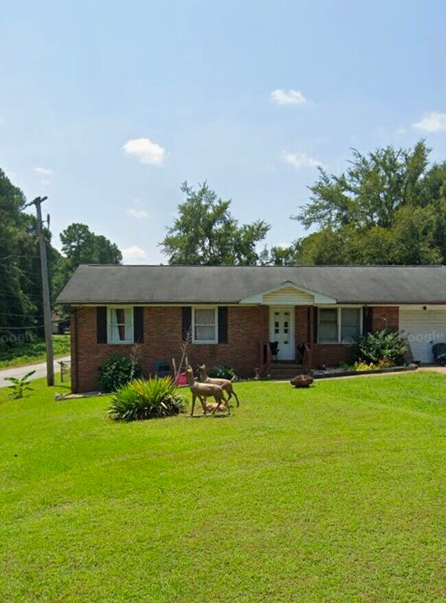 Primary Photo - 103 Maplewood Dr