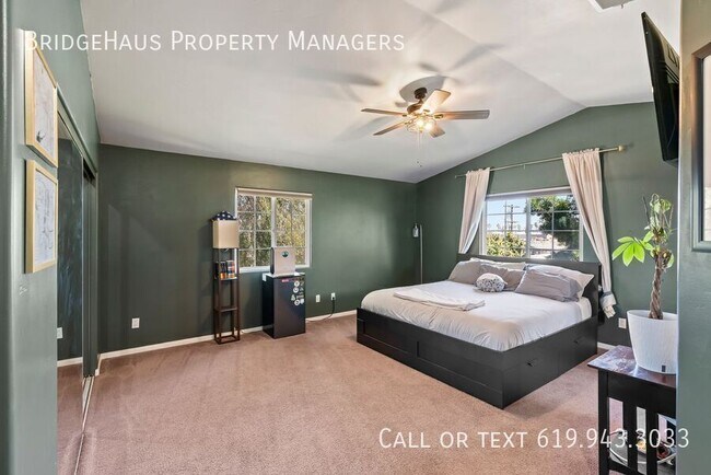 Building Photo - 832 Georgia St