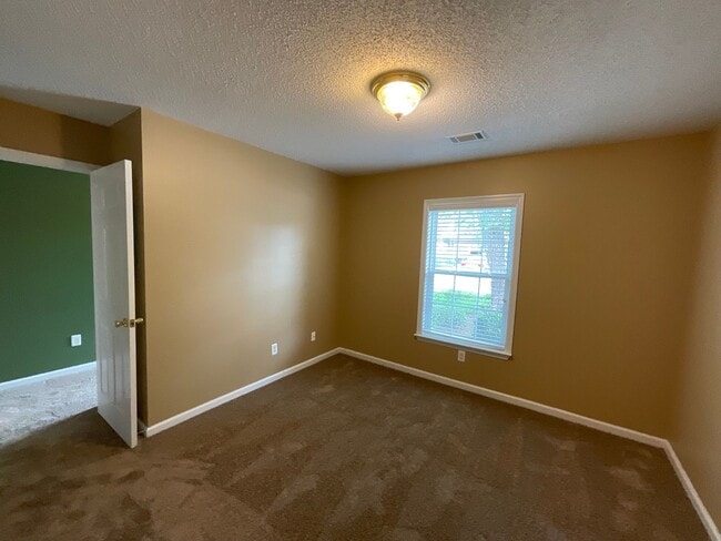 Building Photo - 2007 Caton Dr