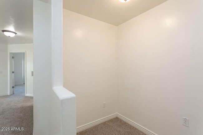 Building Photo - 5450 E Deer Valley Dr