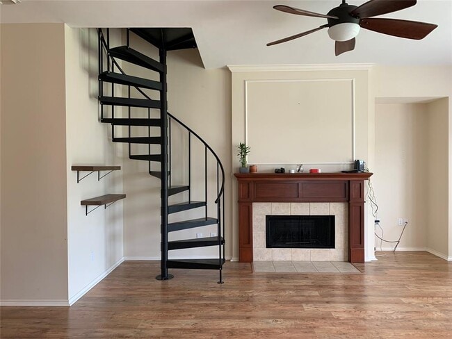 Building Photo - 3023 Aspen Ln