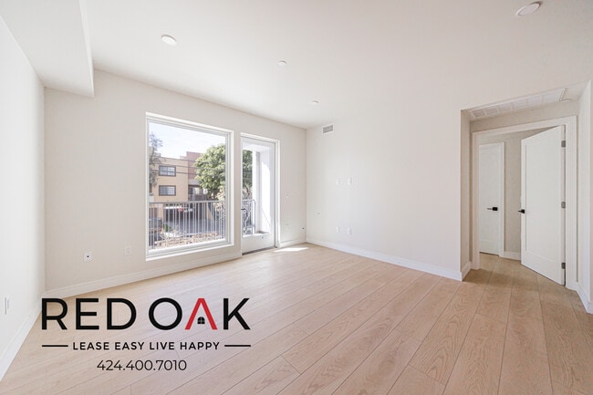 Building Photo - 5320 Cartwright Ave