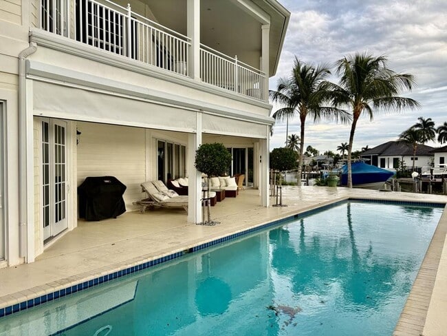 Building Photo - 1627 Barbados Ct