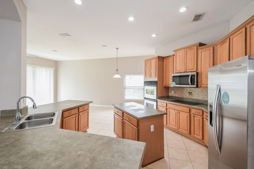 Building Photo - 3285 Highland Mill Ln