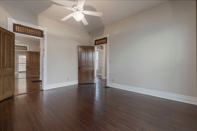 Building Photo - 1619 Ellwood Ave