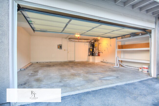 Building Photo - 15748 Tetley St