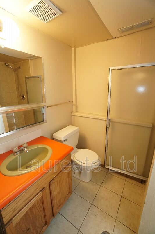 Building Photo - 291 S Hoyt St