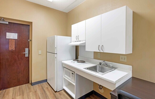 Building Photo - Furnished Studio-Philadelphia - Airport - Tinicum Blvd