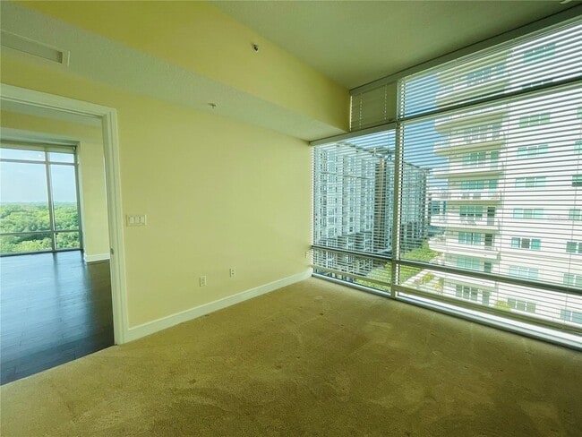 Building Photo - 101 S Eola Dr