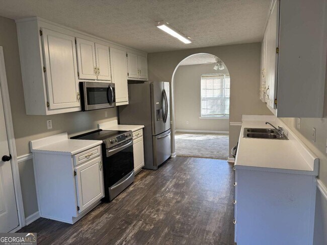 Building Photo - 1672 Walters Park Ct