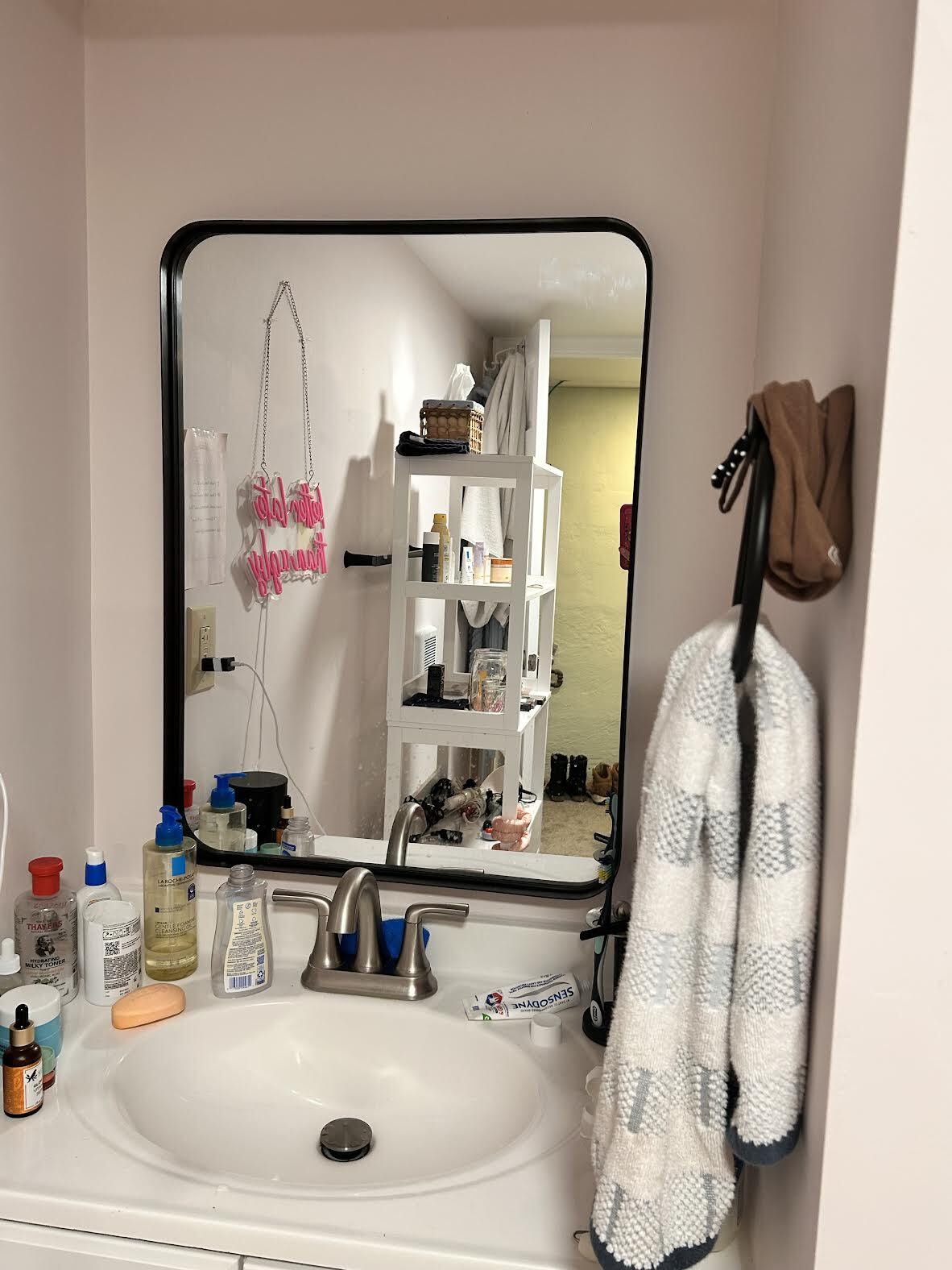 Building Photo - 1915 W Livingston St