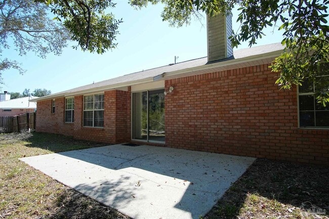 Building Photo - 1008 Tanton Cir