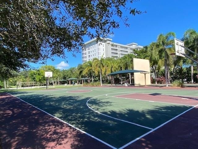 Building Photo - 3051 N Course Dr