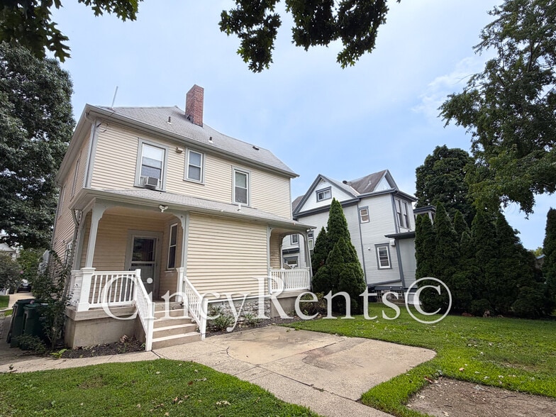 Building Photo - 3519 Shaw Ave