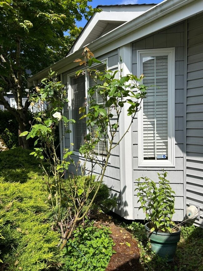 Building Photo - 3Bd/1.75Ba Kent House