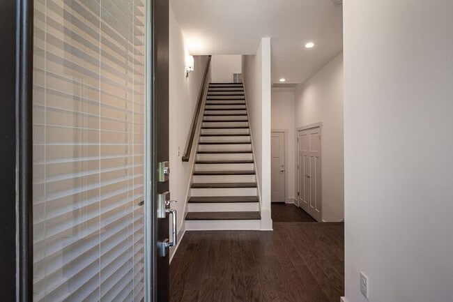 Building Photo - East Nashville Condo at Cleveland Park