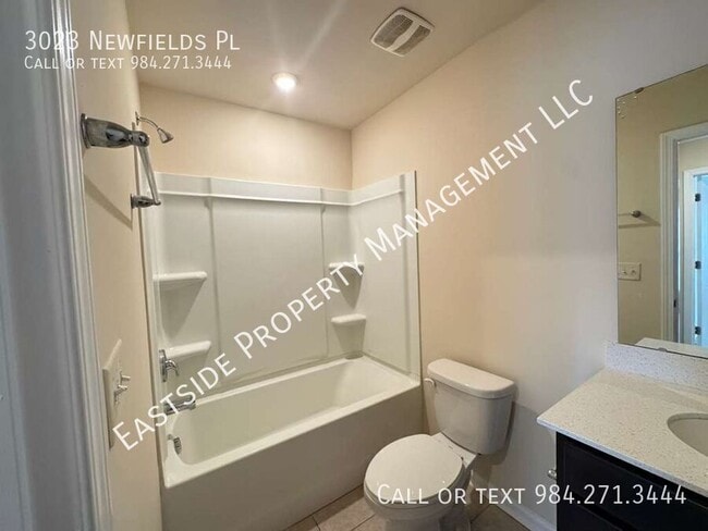 Building Photo - 3023 Newfields Pl