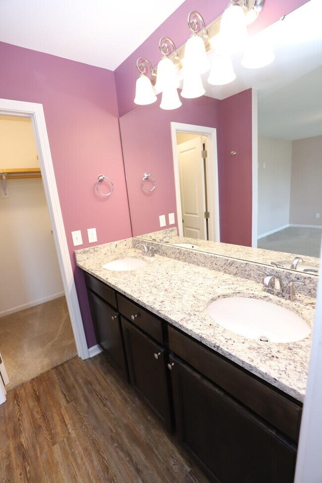 Building Photo - 5625 Tillman Nursery Rd