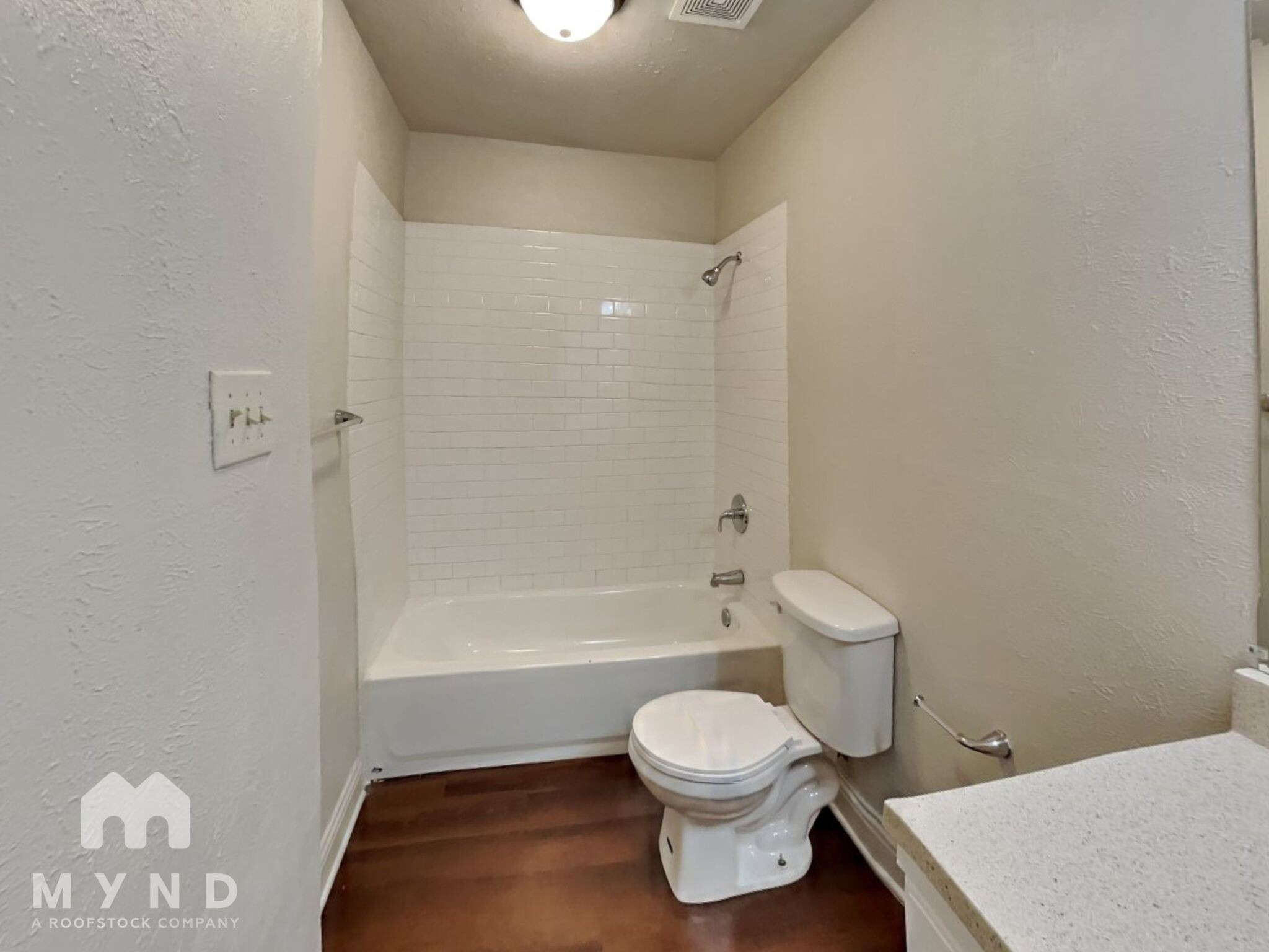 Building Photo - 7309 Fredricksburg Dr