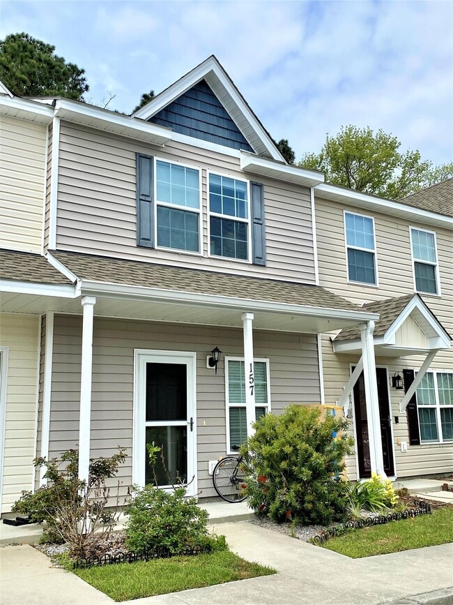 Building Photo - 157 Bella Way