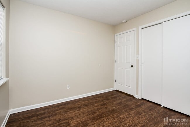 Building Photo - 10362 Corinth Way